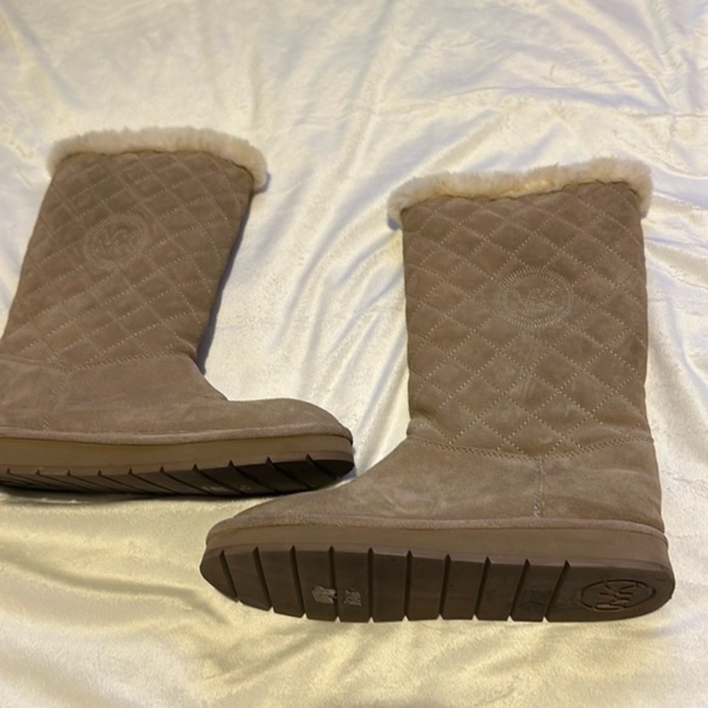 MICHAEL KORS SANDY QUILTED  BOOTS
